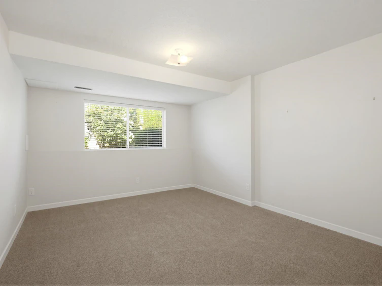 1-32615 Murray Avenue, Abbotsford, BC, V2T 4T8 - 31