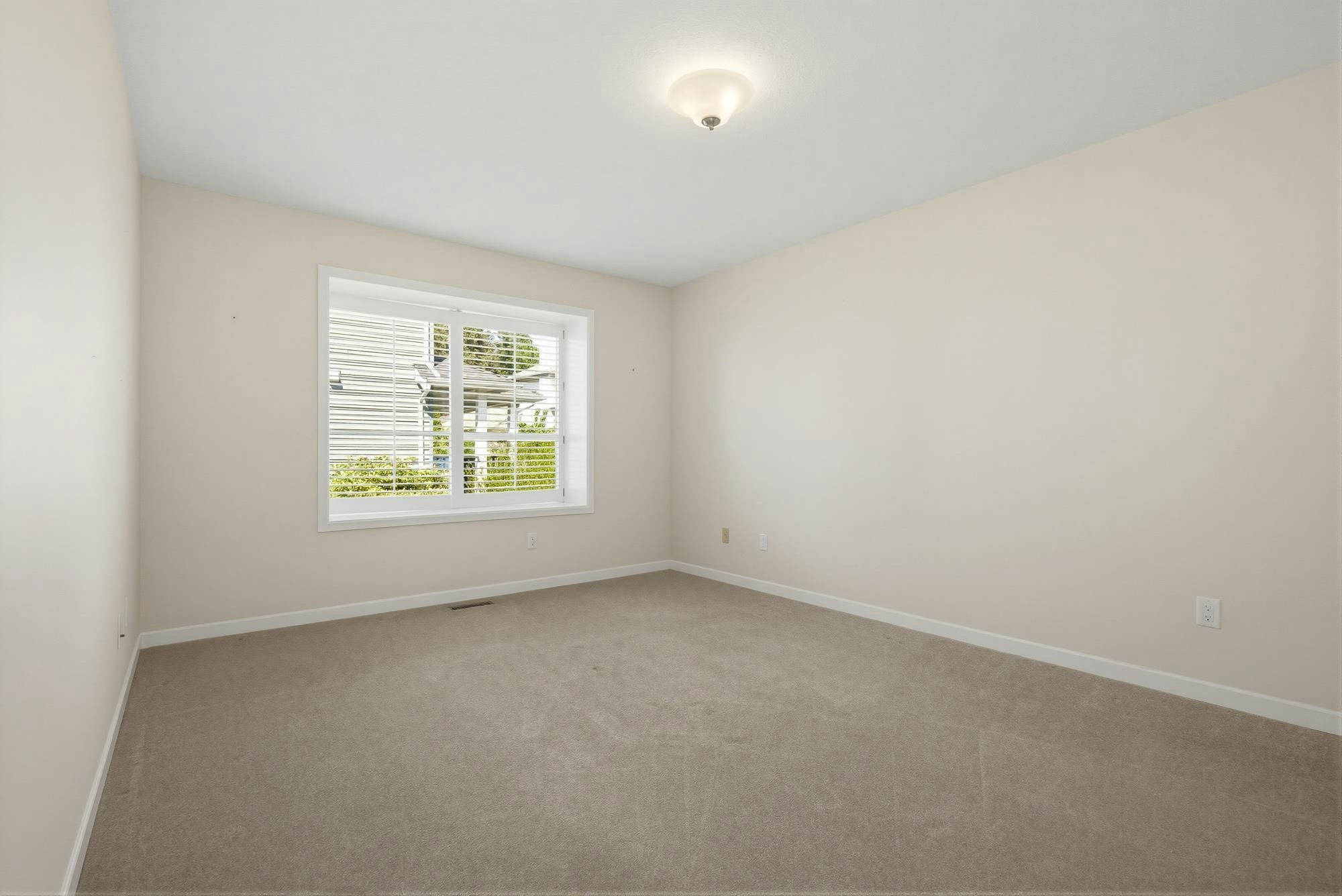 1-32615 Murray Avenue, Abbotsford, BC, V2T 4T8 - 20