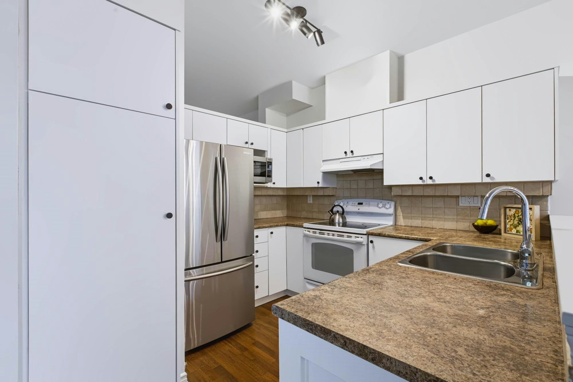 67-14877 58 Avenue, Surrey, BC, V3S 8Y9 - 11