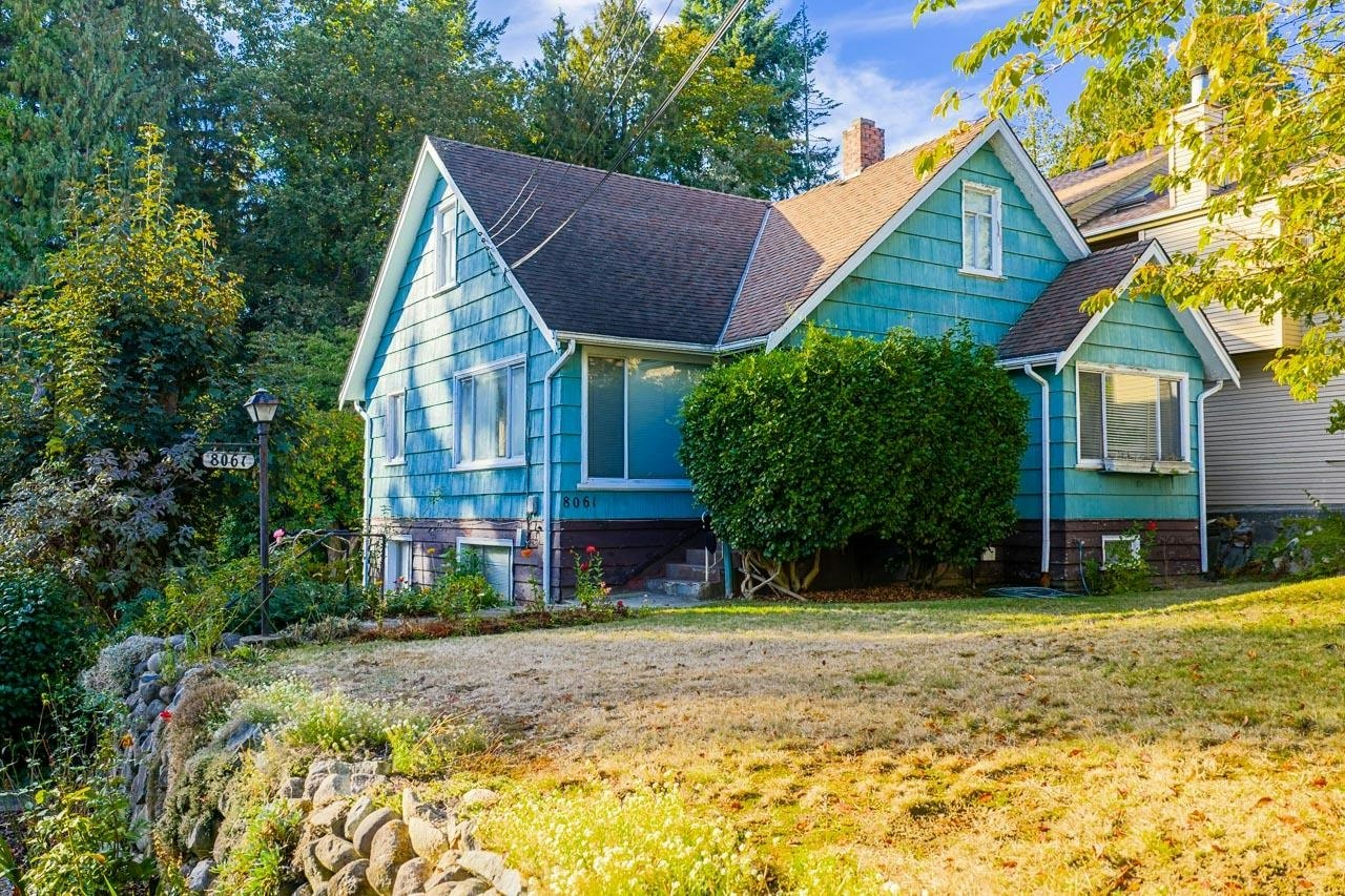 8061 Mcgregor Avenue, Burnaby, BC, V5J 4H7