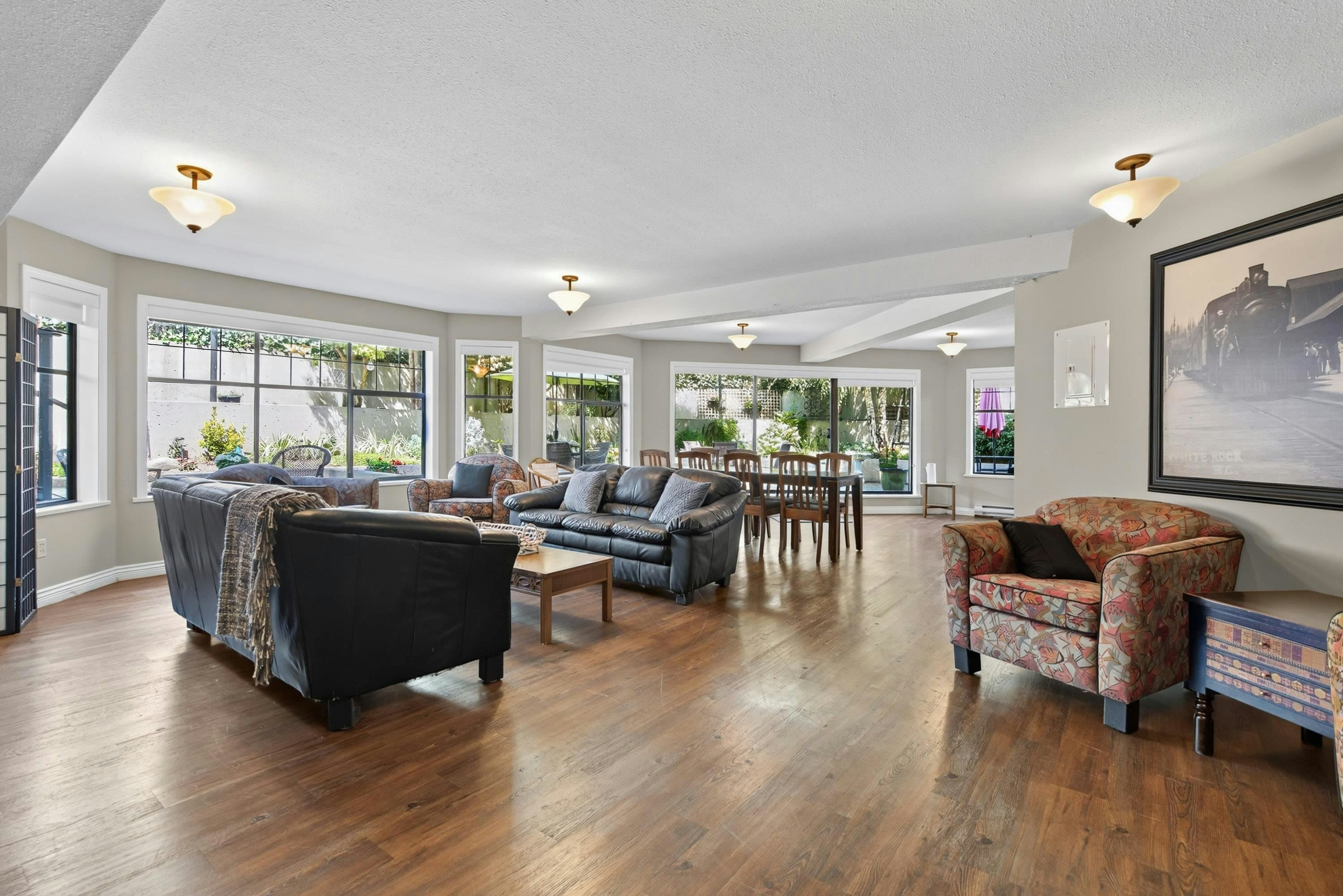 206-15080 Prospect Avenue, Surrey, BC, V4B 2B7 - 30