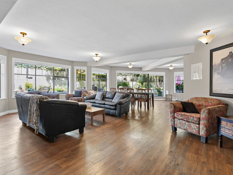206-15080 Prospect Avenue, Surrey, BC, V4B 2B7 - 30