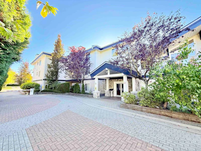 103-15298 20 Avenue - 3