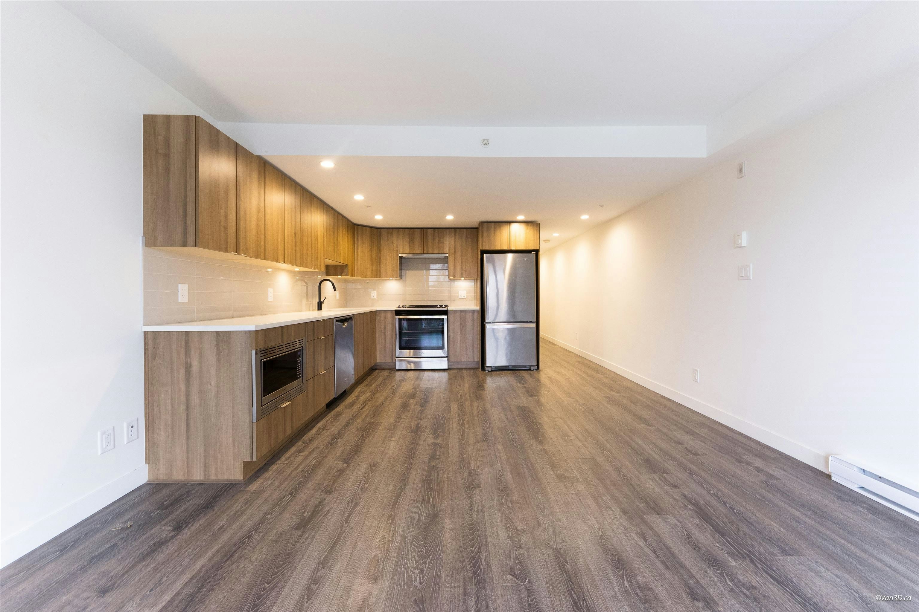 403-1365 Pemberton Avenue - 5