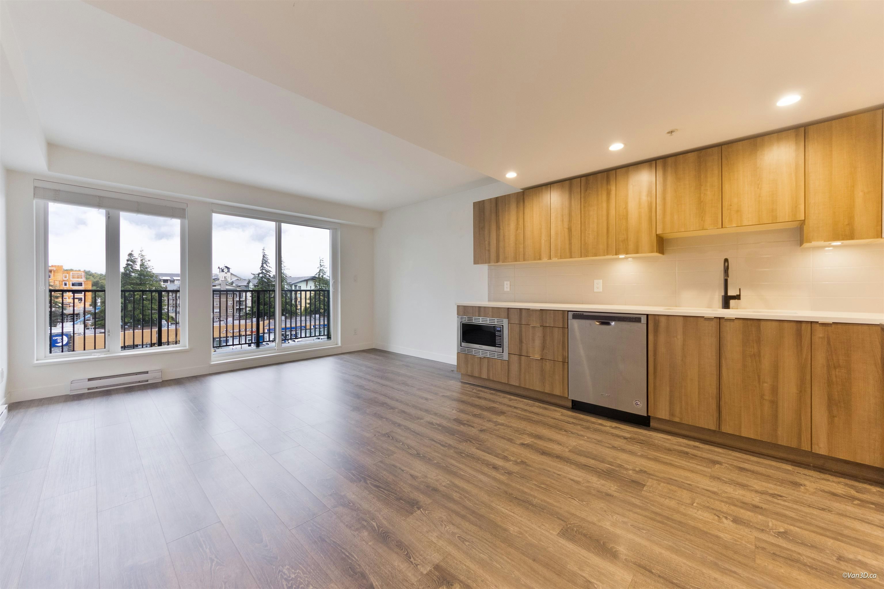 403-1365 Pemberton Avenue, Squamish, BC, V8B 1B7 - 11
