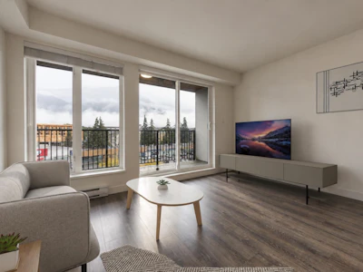 403-1365 Pemberton Avenue - 2