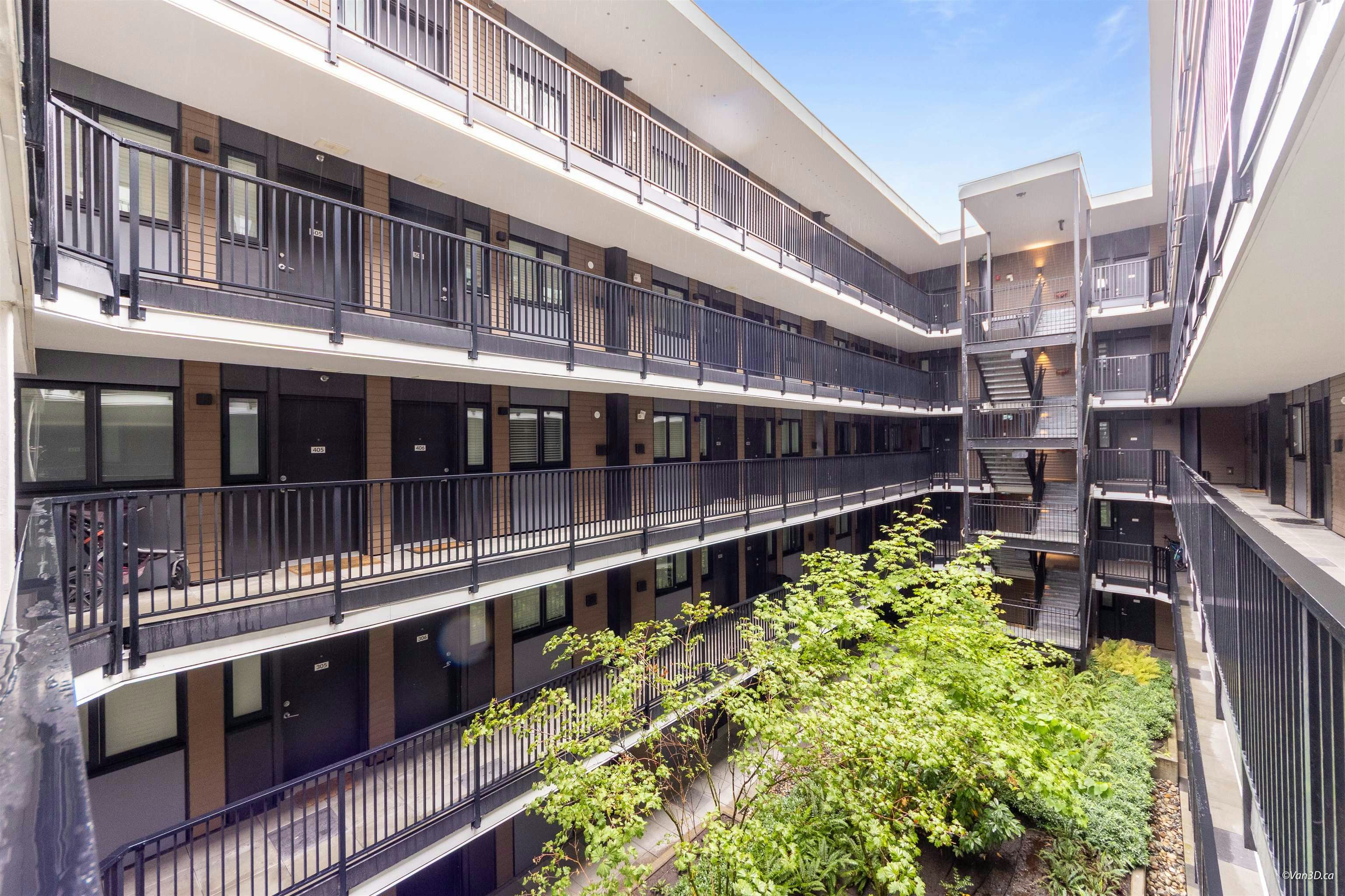 403-1365 Pemberton Avenue, Squamish, BC, V8B 1B7 - 32