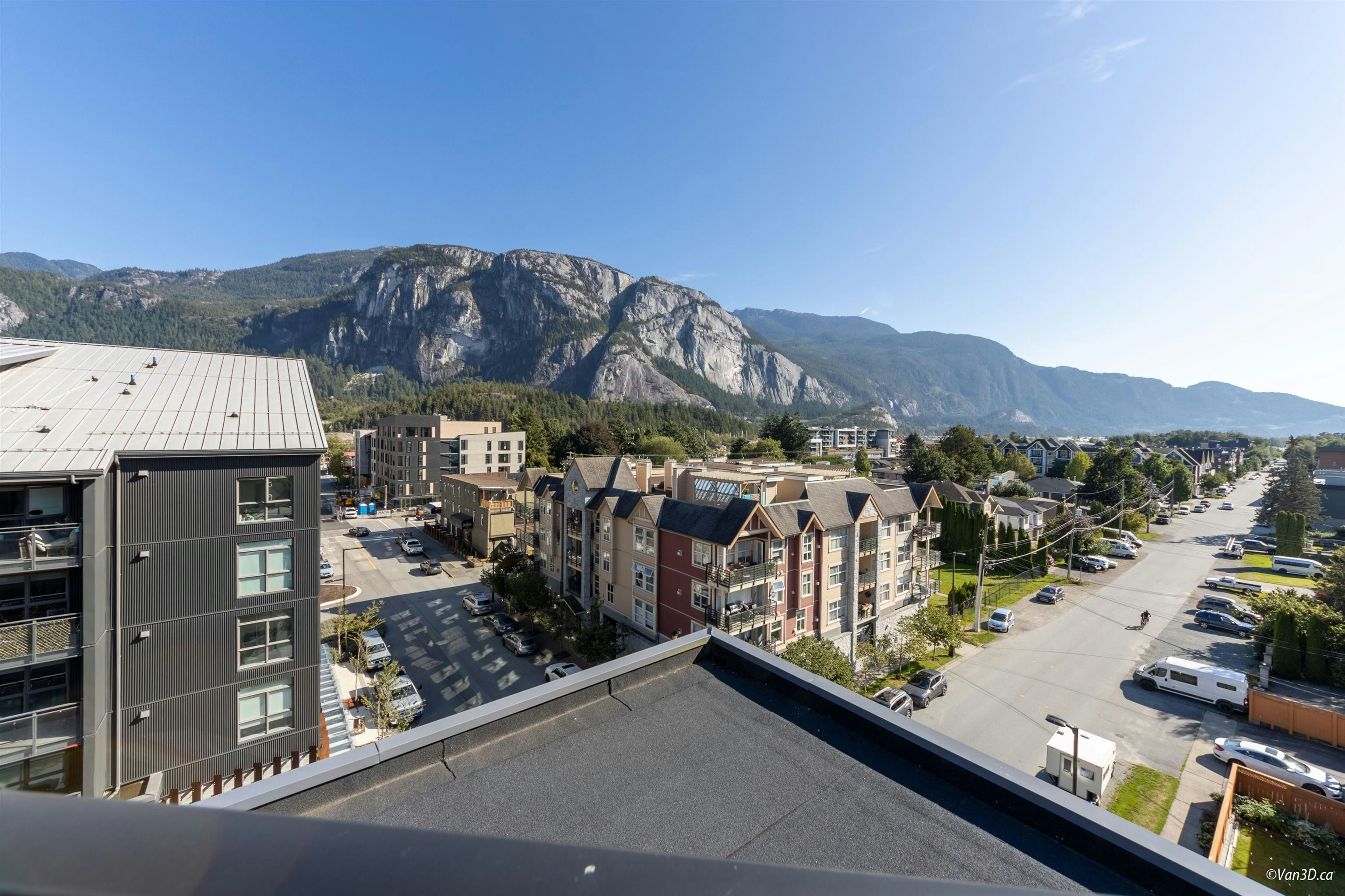 403-1365 Pemberton Avenue, Squamish, BC, V8B 1B7 - 30