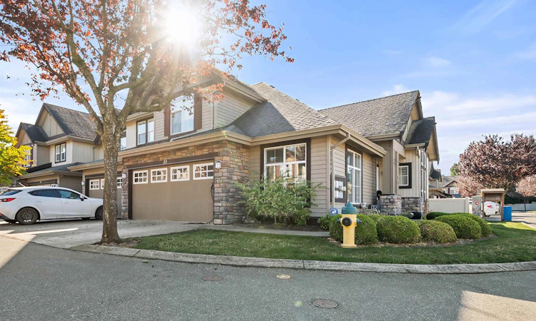 33-6577 Southdowne Place