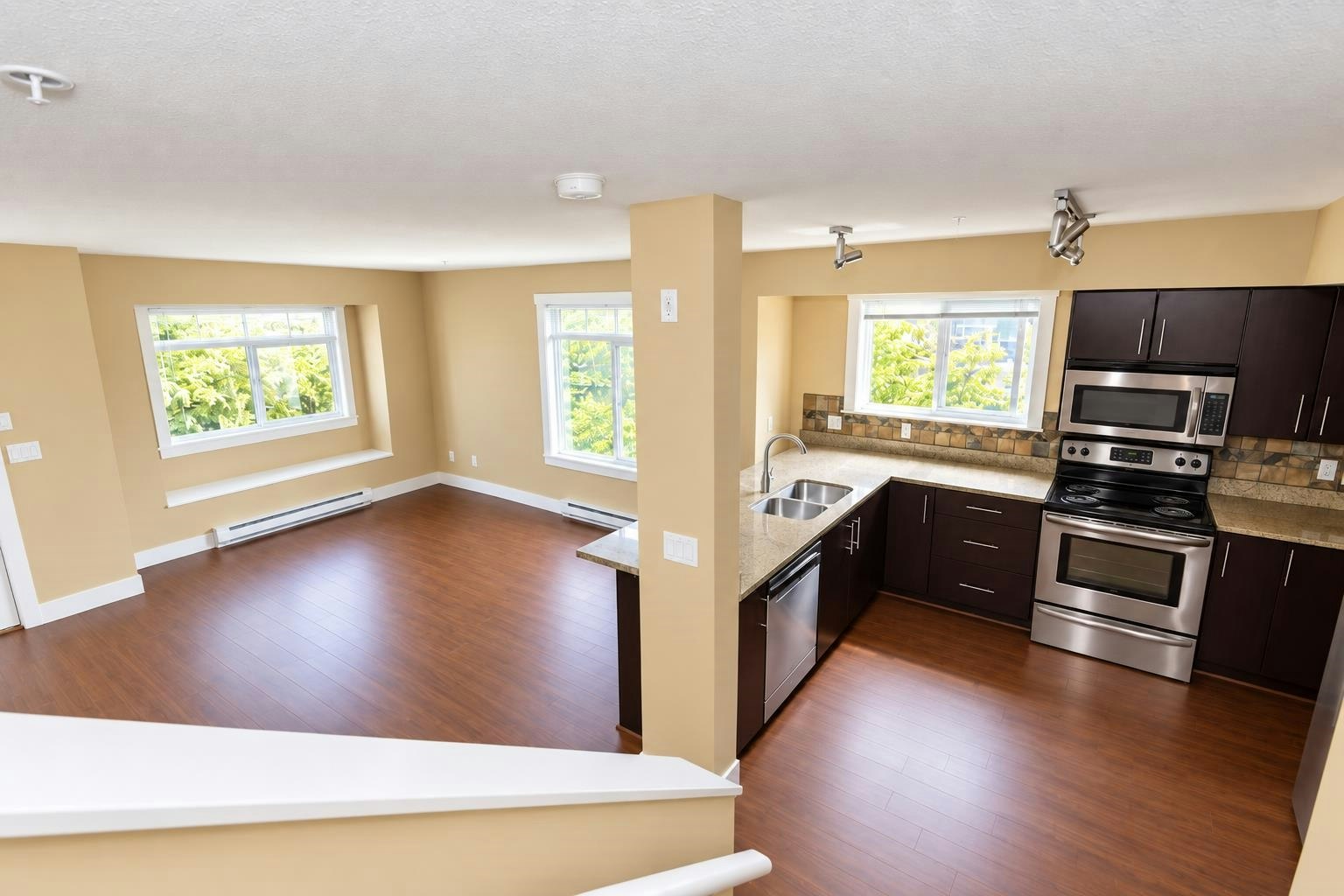 57-7428 14th Avenue, Burnaby, BC, V3N 0C2 - 8