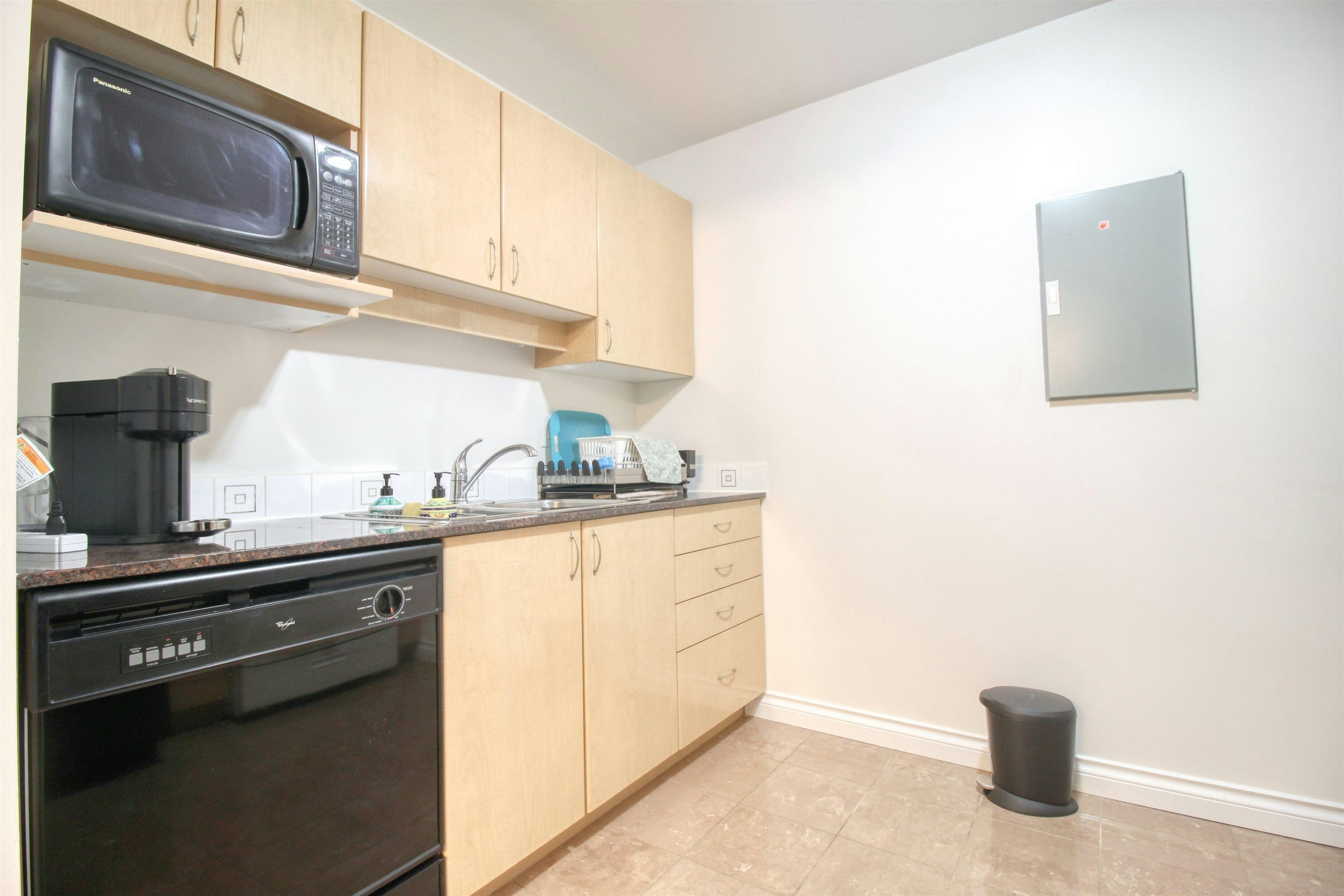 8288 Saba Road, Richmond, BC, V6Y 4C8 - 12