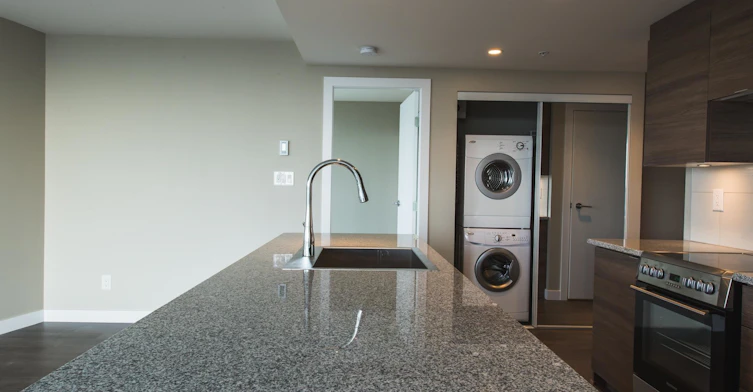2406-488 Sw Marine Drive, Vancouver, BC, V5X 0C7 - 5