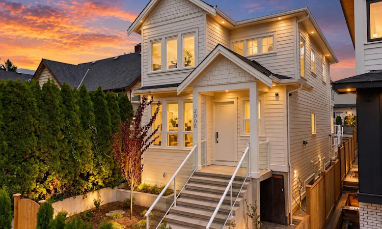 2008 Westview Drive