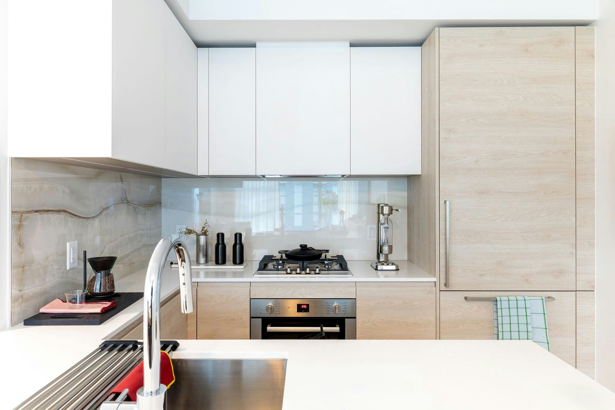 3106-680 Quayside Drive - 3