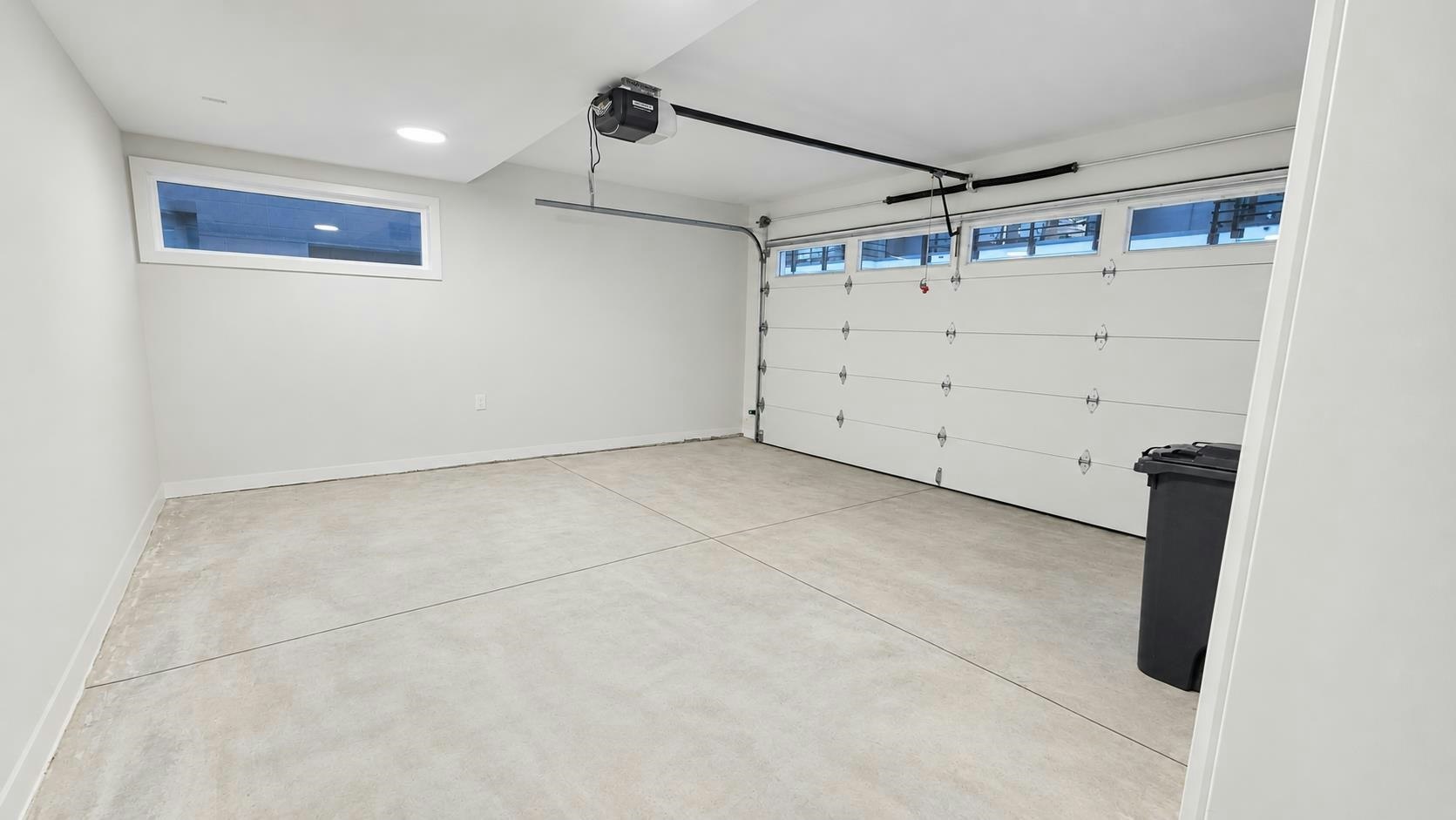 3-8300 No 3 Road, Richmond, BC, V7C 1P2 - 11