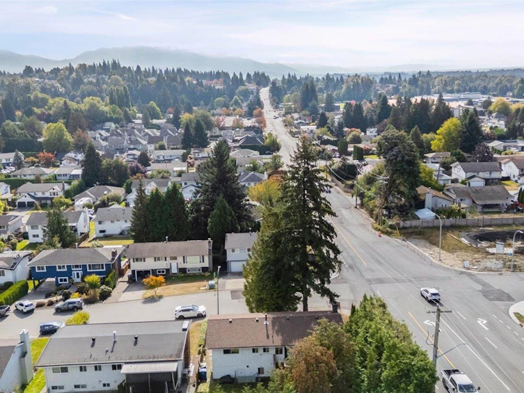 34805 Mccabe Place, Abbotsford, BC, V3G 1H1 - 34