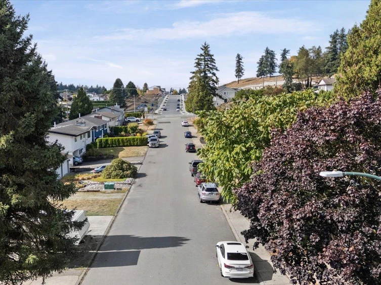 34805 Mccabe Place, Abbotsford, BC, V3G 1H1 - 35