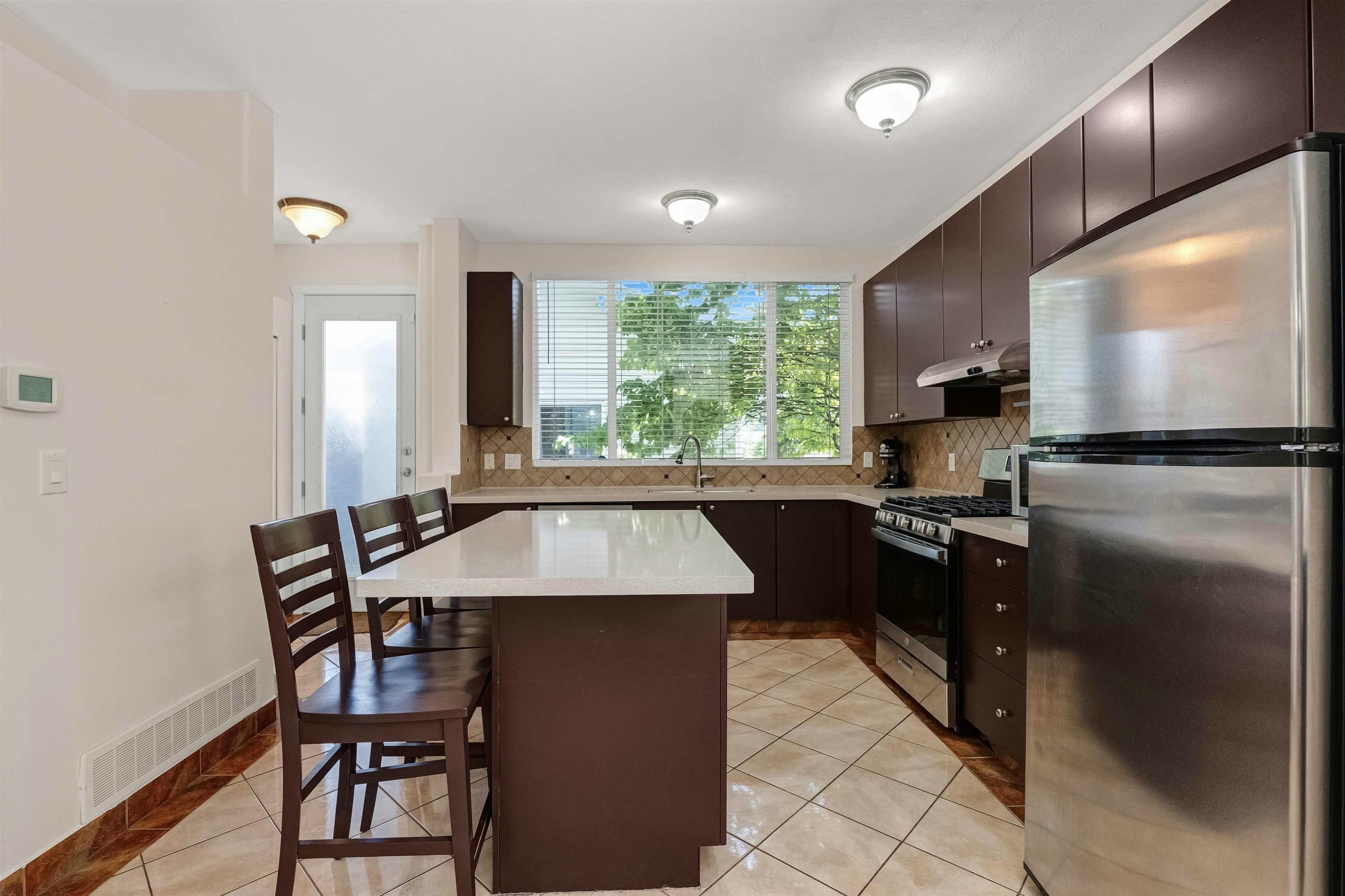 10280 242b Street - 5