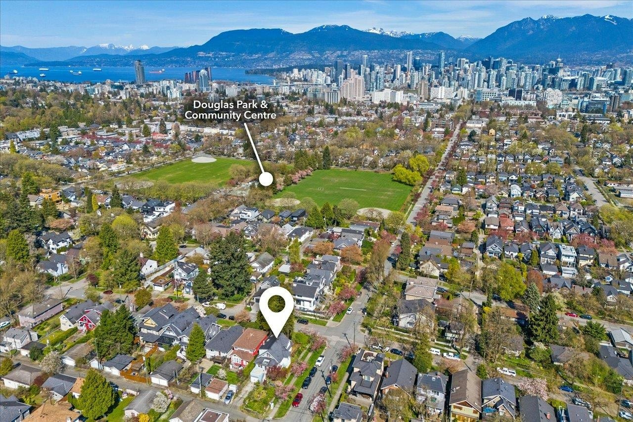 706 W 24th Avenue, Vancouver, BC, V5Z 2B8 - 36