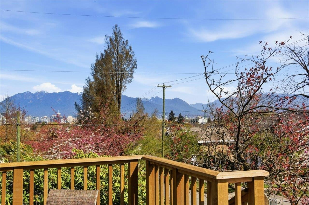706 W 24th Avenue - 3