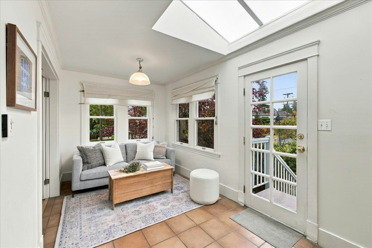 706 W 24th Avenue, Vancouver, BC, V5Z 2B8 - 18