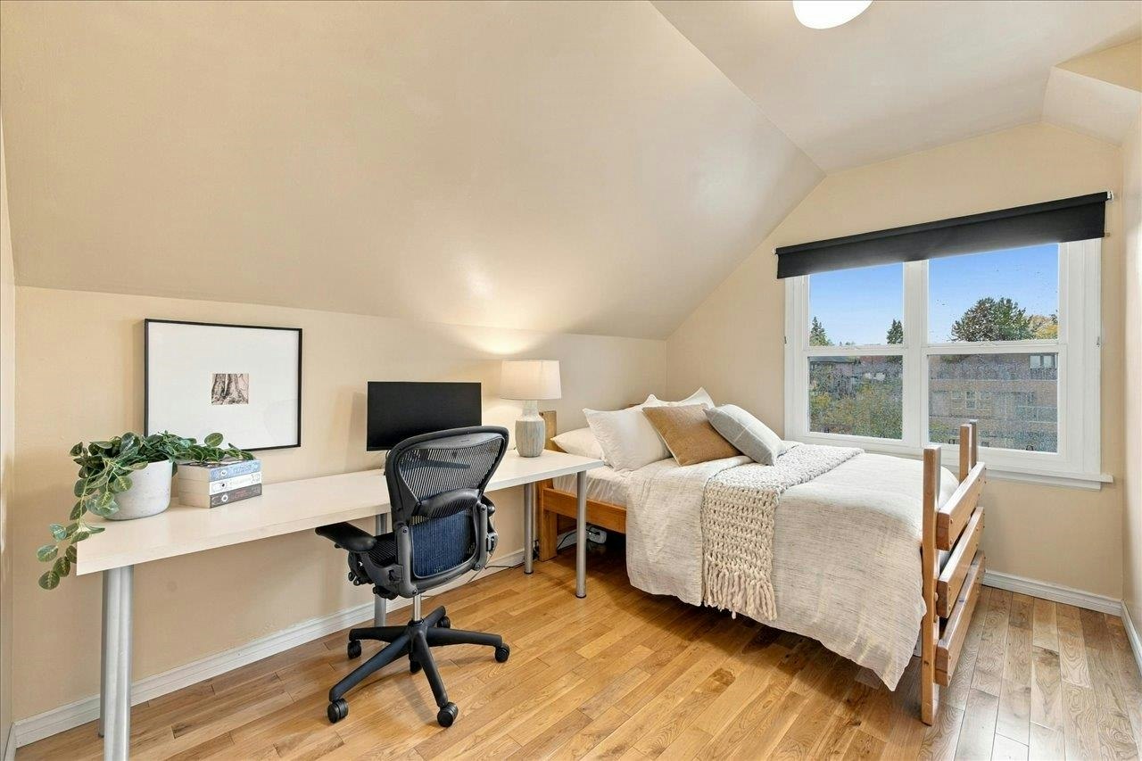 706 W 24th Avenue, Vancouver, BC, V5Z 2B8 - 26