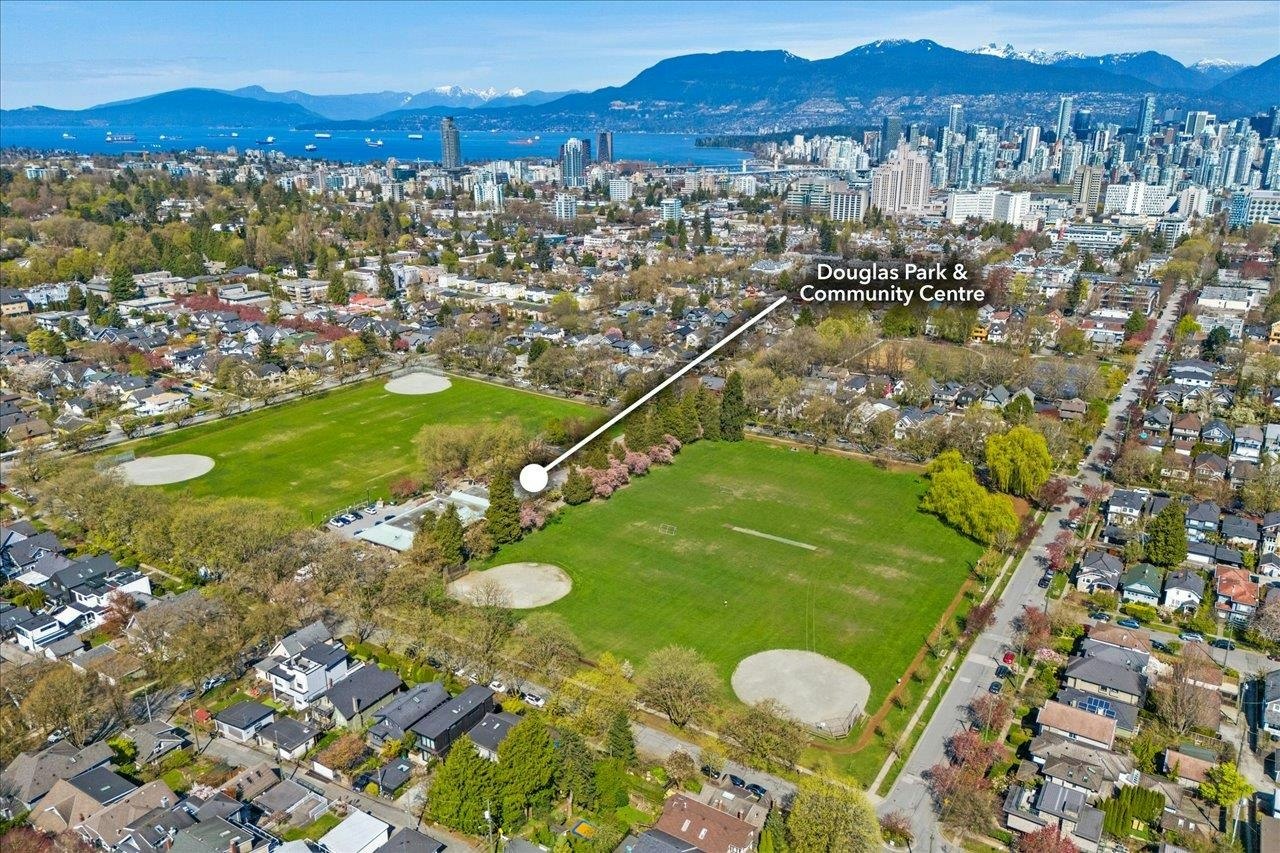 706 W 24th Avenue, Vancouver, BC, V5Z 2B8 - 37