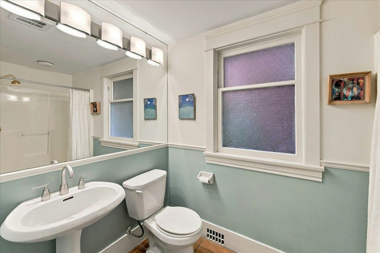 706 W 24th Avenue, Vancouver, BC, V5Z 2B8 - 21