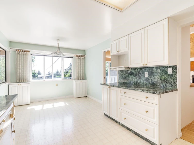 5462 Bakerview Drive, Surrey, BC, V3S 1A5 - 12