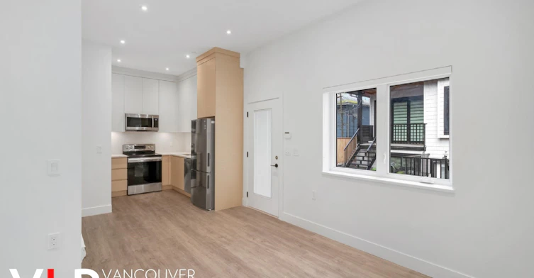 150 E 18th Avenue, Vancouver, BC, V5V 1E3 - 3