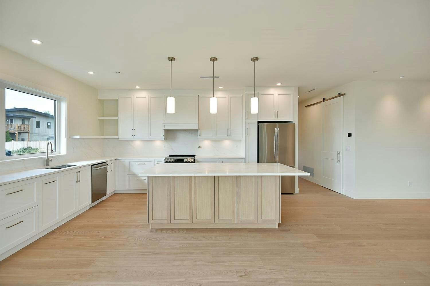 5112 Chapman Road, Sechelt, BC, V7Z 0G4 - 4