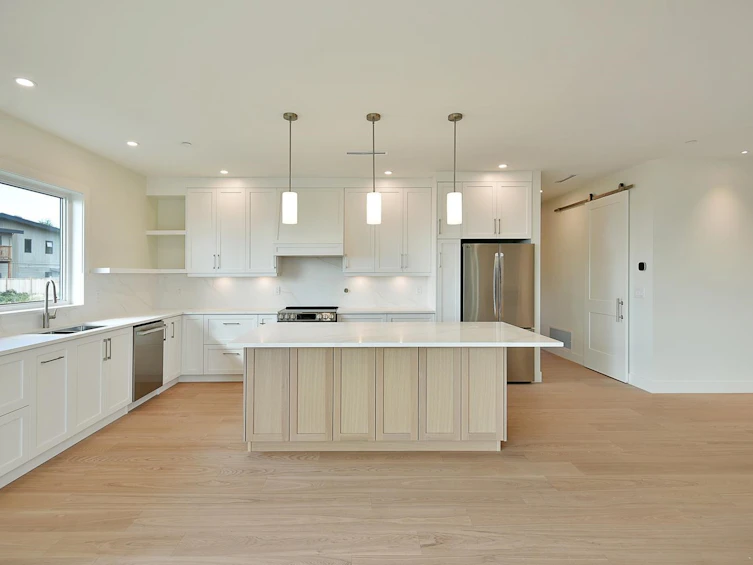 5112 Chapman Road, Sechelt, BC, V7Z 0G4 - 4