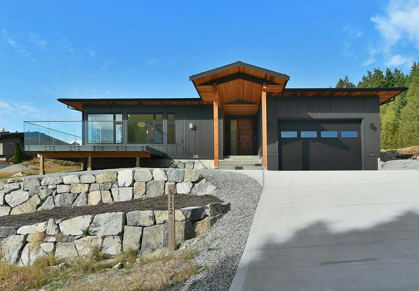 5112 Chapman Road, Sechelt, BC, V7Z 0G4