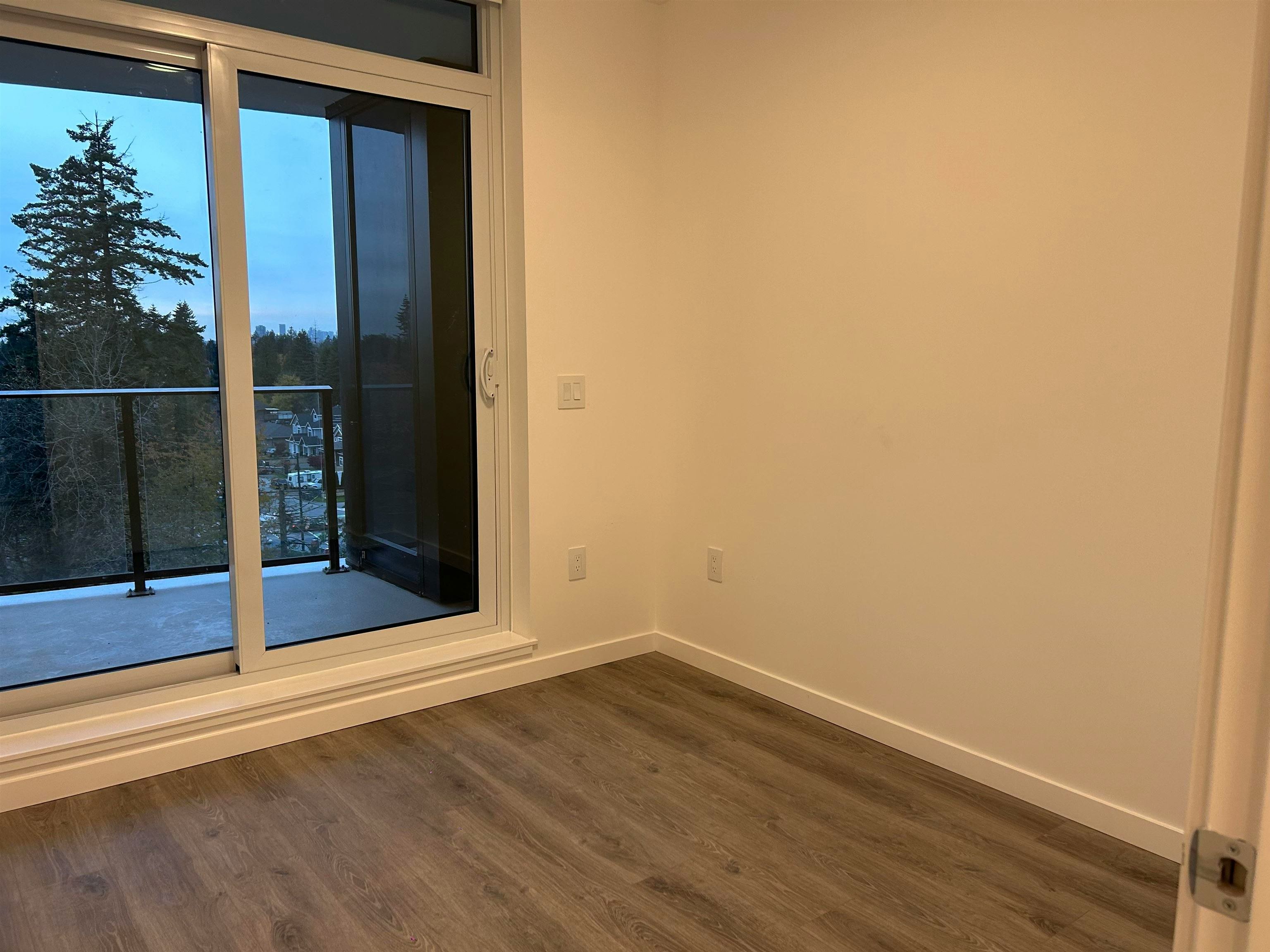 806-10333 133 Street, Surrey, BC, V3T 0V1 - 7