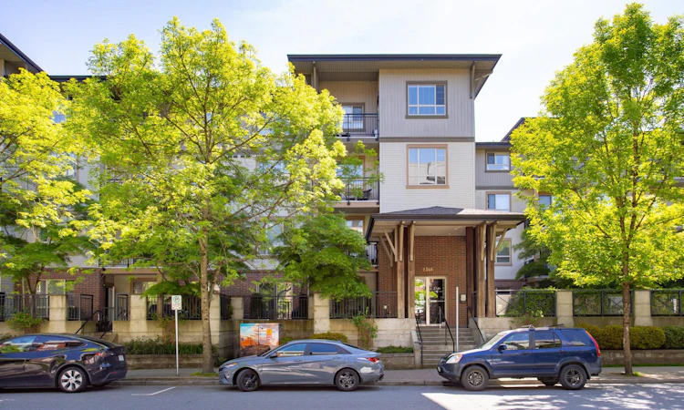 211-2346 Mcallister Avenue