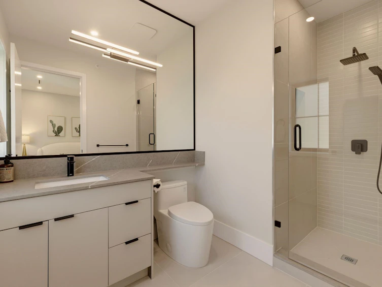 2118 W 21st Avenue, Vancouver, BC, V6L 1J3 - 24