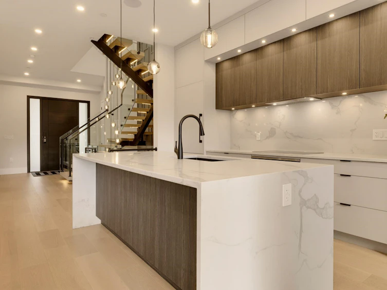 2118 W 21st Avenue, Vancouver, BC, V6L 1J3 - 8
