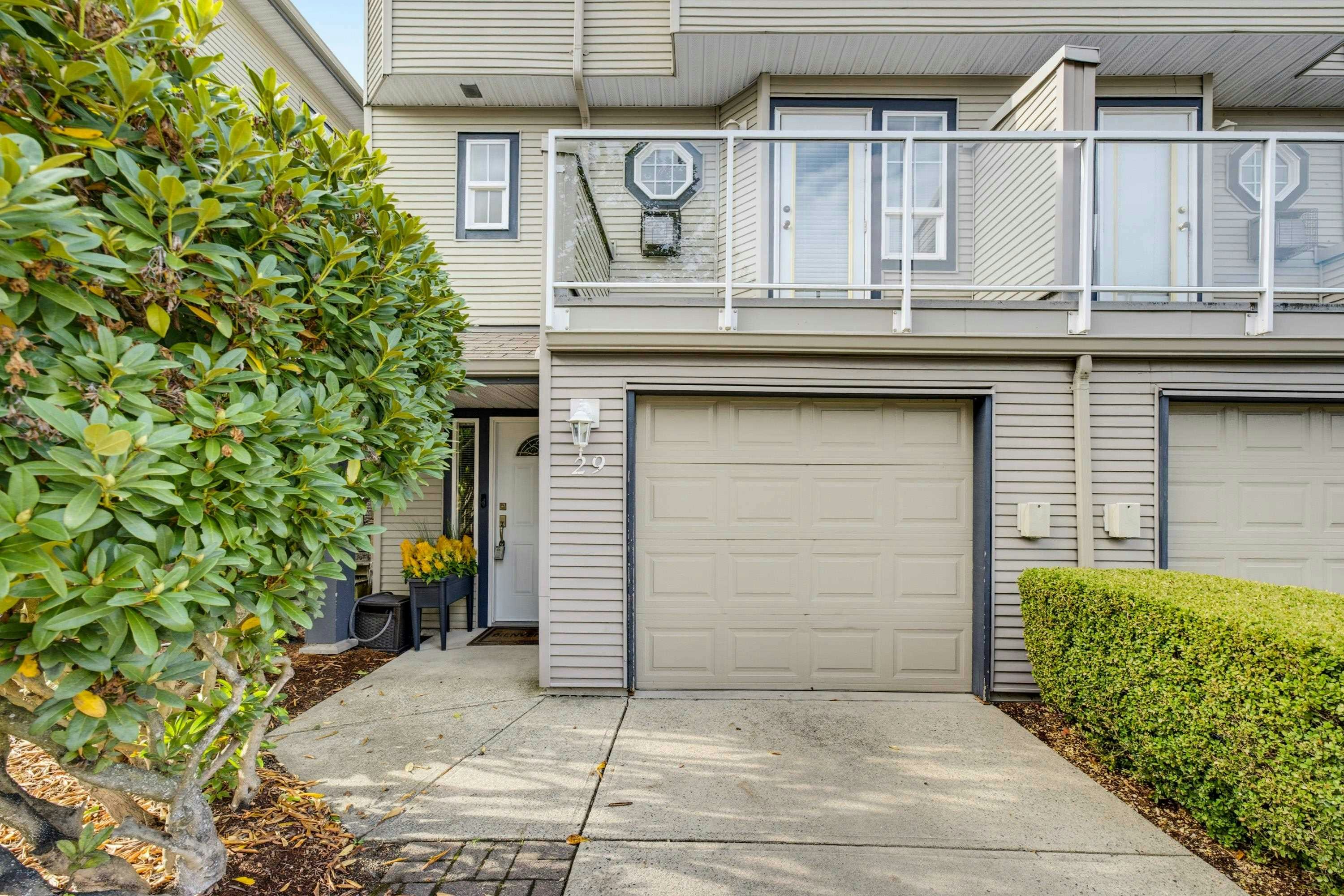 29-11229 232 Street - 3