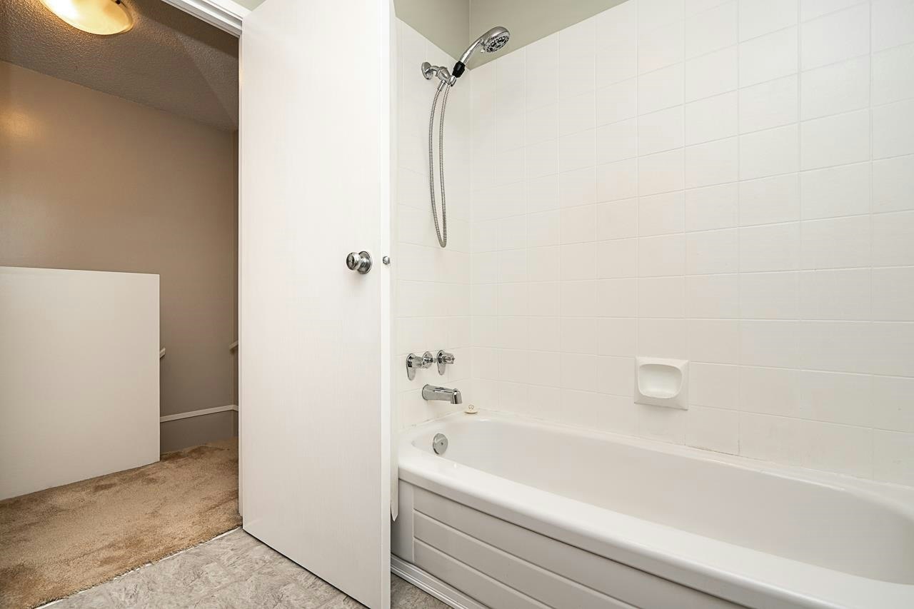 4248 Garden Grove Drive, Burnaby, BC, V5G 4G6 - 17