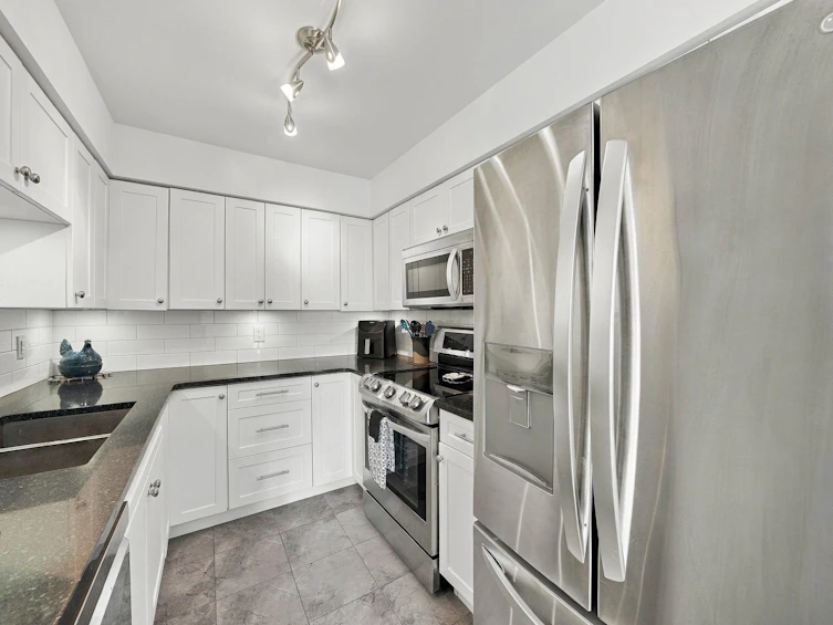 106-14881 Marine Drive, Surrey, BC, V4B 1C2 - 7