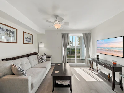 106-14881 Marine Drive - 3