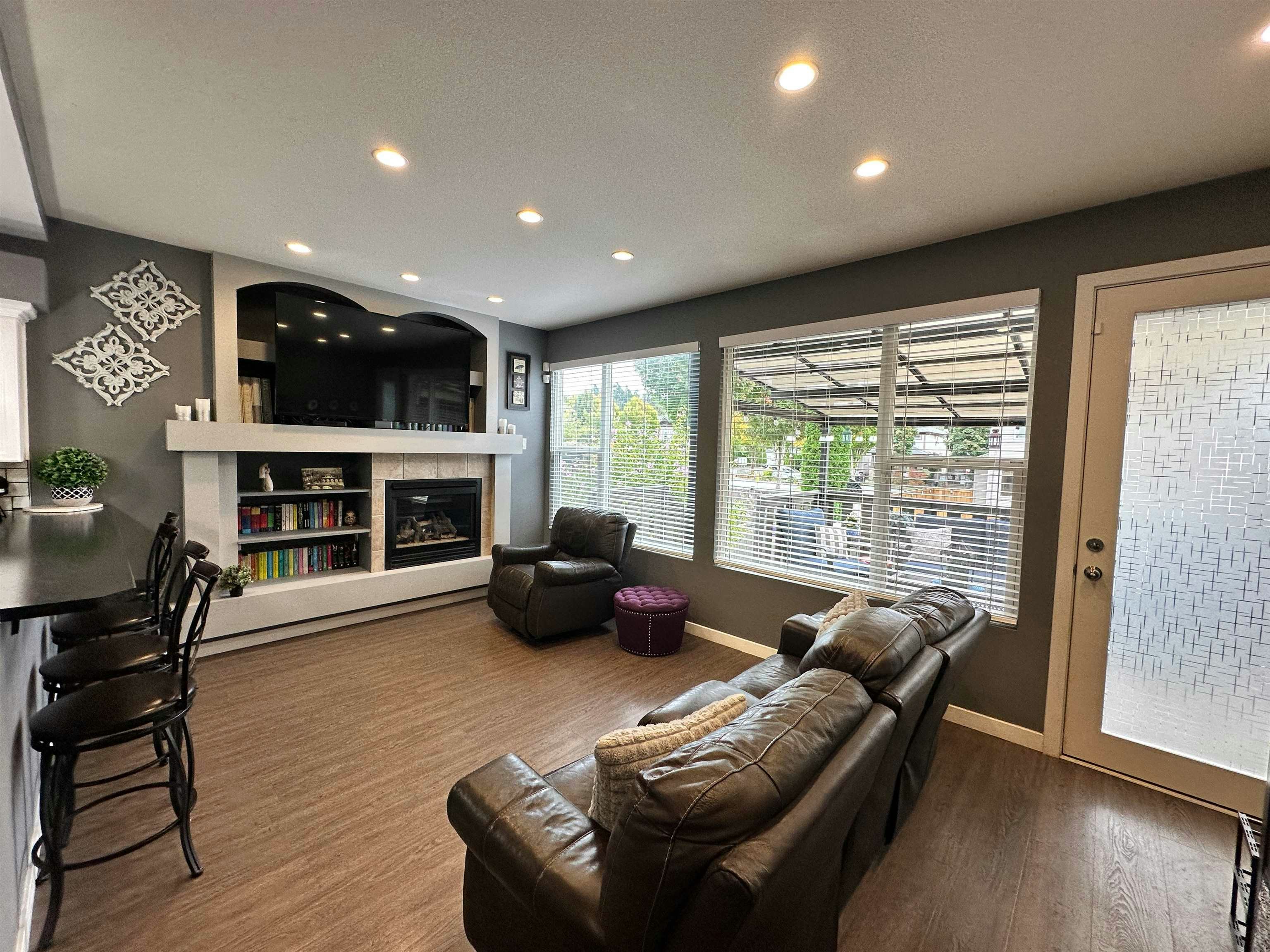 24292 102b Avenue - 4