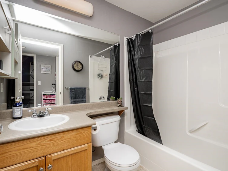 24292 102b Avenue, Maple Ridge, BC, V2W 1Y1 - 25