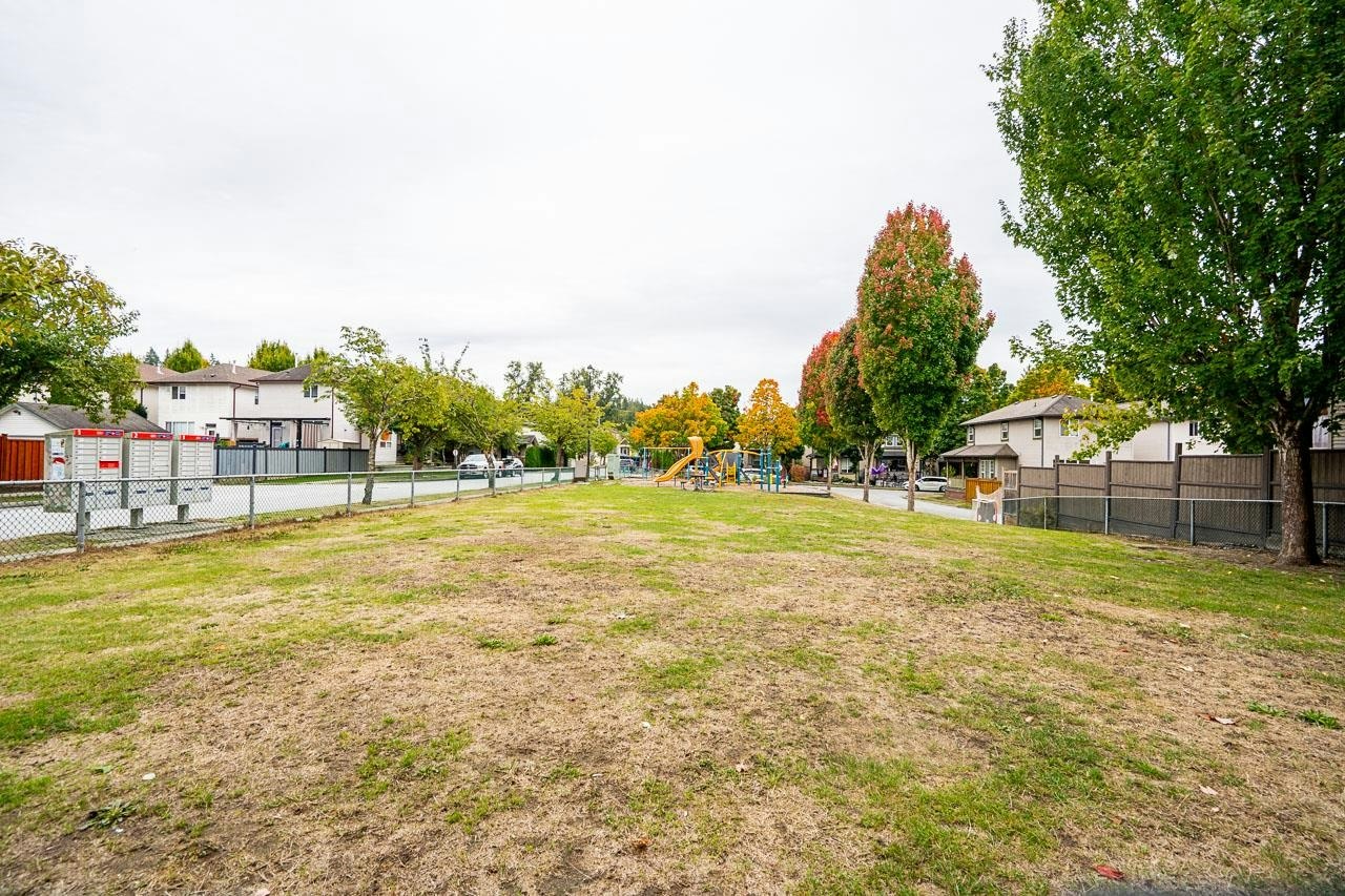 24292 102b Avenue, Maple Ridge, BC, V2W 1Y1 - 38