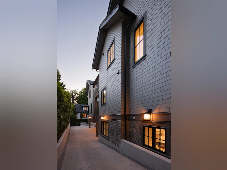 5593 Mackenzie Street, Vancouver, BC, V6N 1H1 - 33