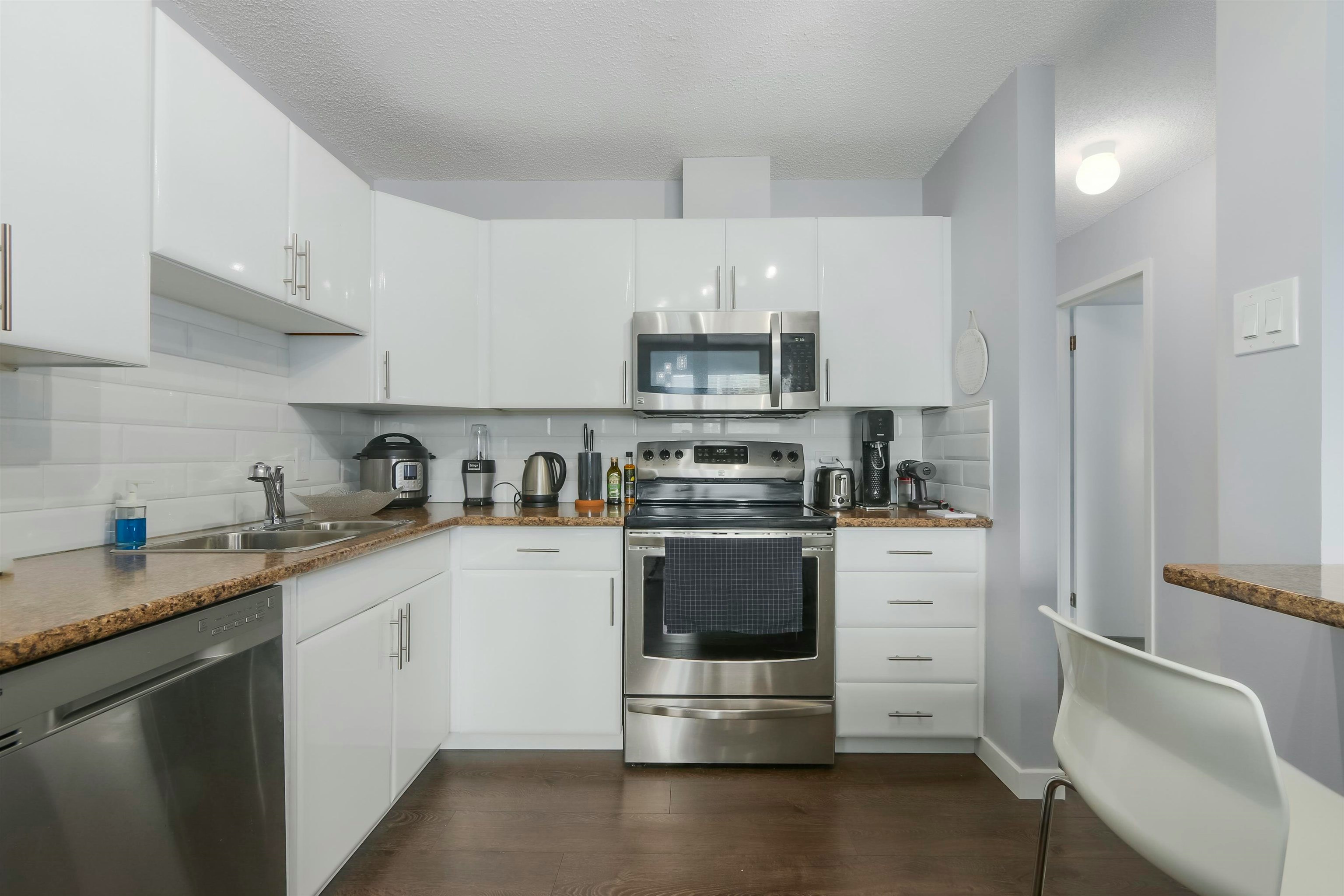 402-550 Eighth Street, New Westminster, BC, V3M 3R9 - 9