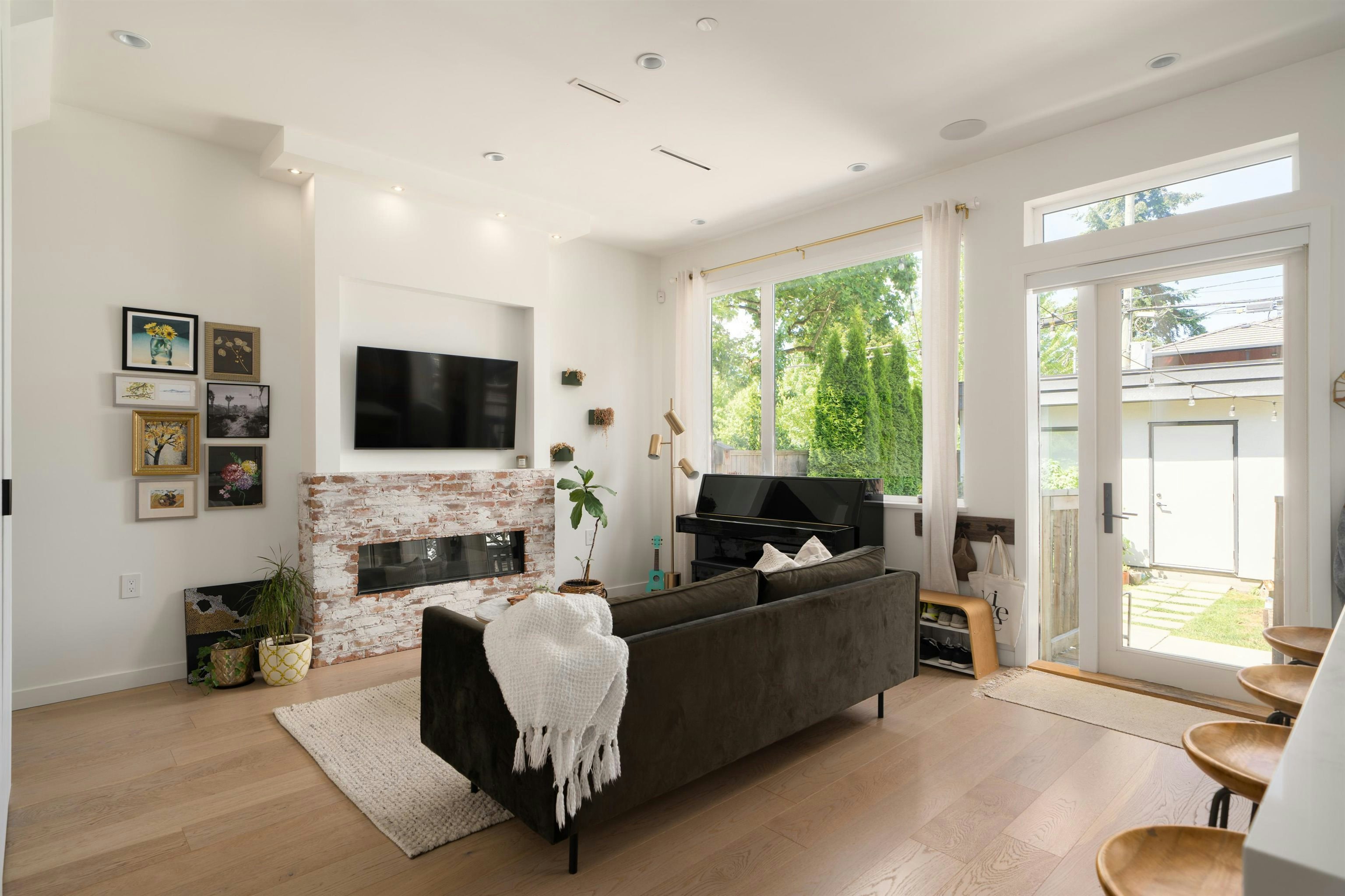 5325 Chester Street, Vancouver, BC, V5W 3B1 - 12