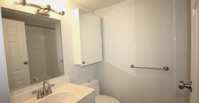 2973 Wembley Drive, North Vancouver, BC, V7J 3B9 - 9
