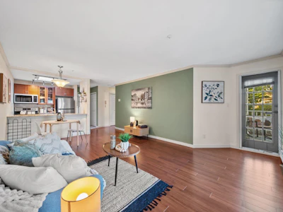 305-526 Thirteenth Street - 2