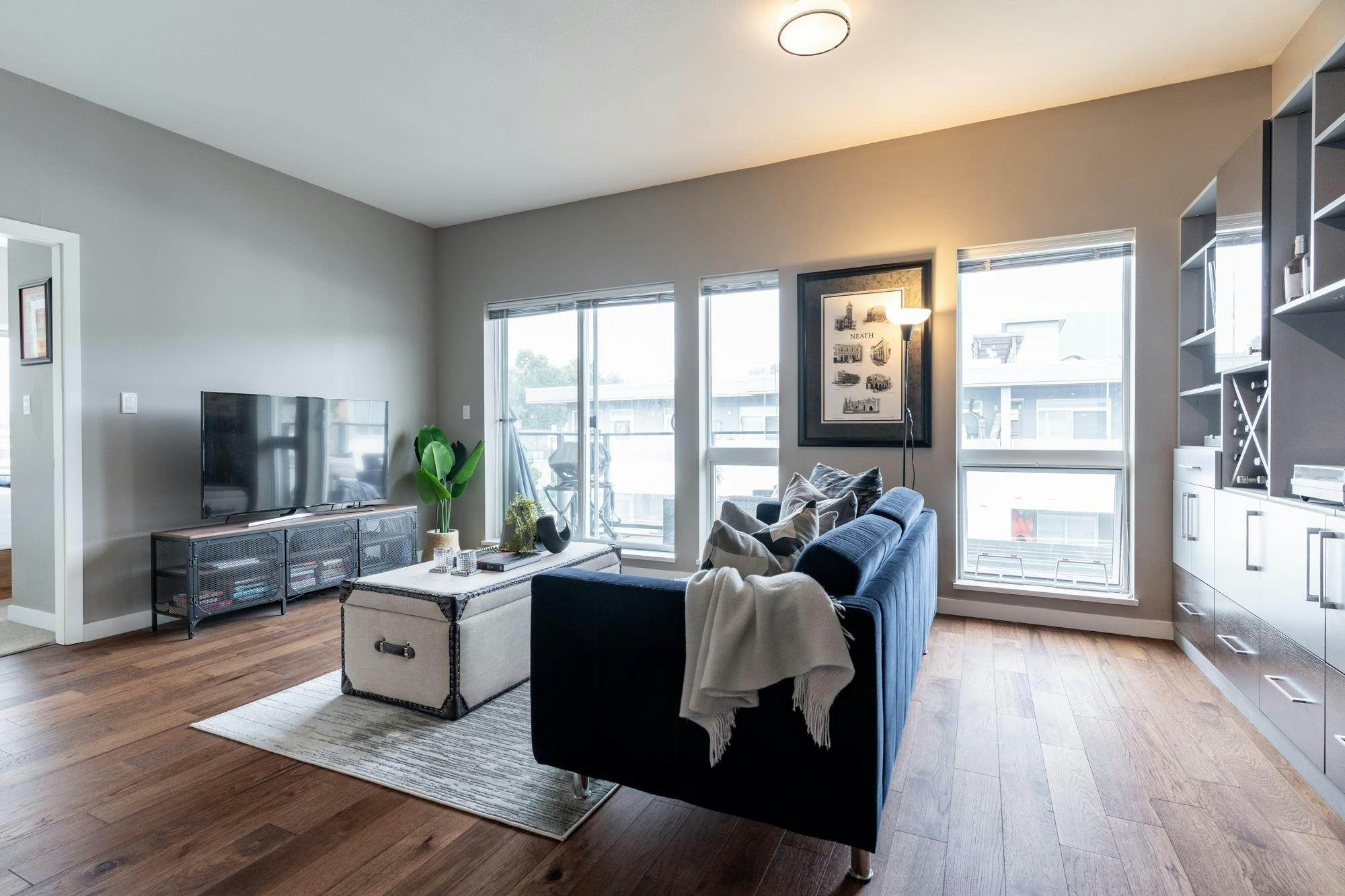 413-317 Bewicke Avenue - 5